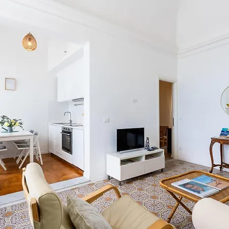 Apartment Le Finestre Sul Mare Alassio