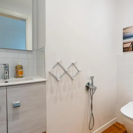 Le Finestre Sul Mare Apartment Alassio